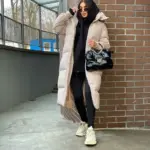 Пуховик жіночий бежевий довгий 120см