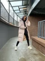 Пуховик жіночий бежевий довгий 120см