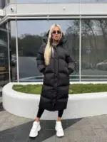Пуховик жіночий чорний довгий 120см