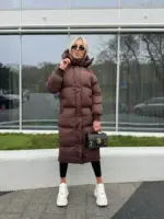 Пуховик жіночий коричневий довгий 120см