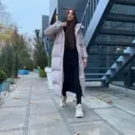 Пуховик жіночий бежевий довгий 130см