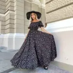 Сукня максі в підлогу з принтом червоні квіти на чорному фоні