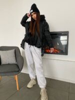 Куртка-косуха жіноча оверсайз чорного кольору