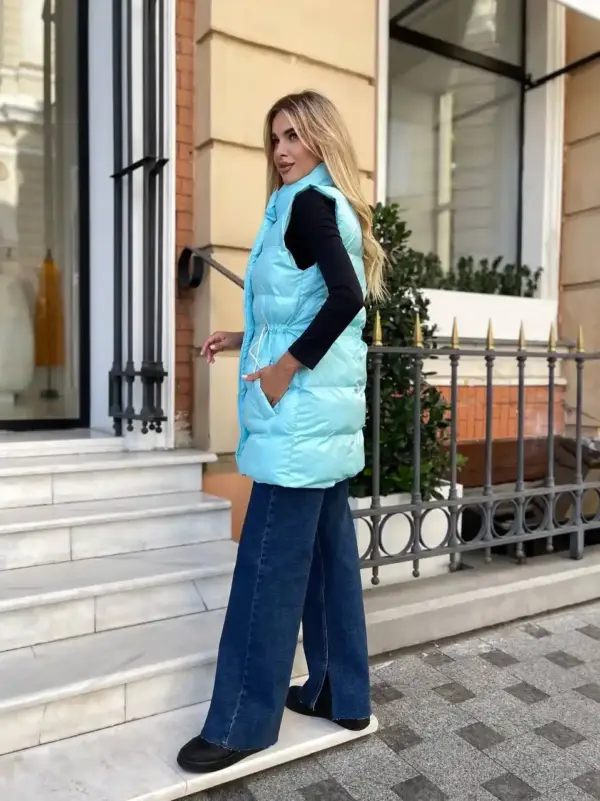 m378-chiletka-podovchena-blue (8) Жилетка жіноча блакитна подовжена