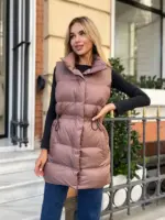 Жилетка жіноча коричнева подовжена