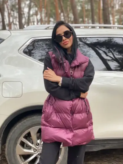 Жилетка жіноча марсала подовжена