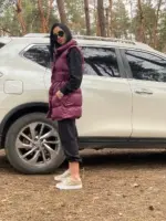 Жилетка жіноча марсала подовжена