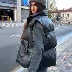 Жилетка жіноча чорна коротка