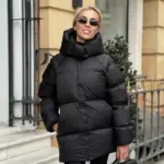 Пуховик жіночий чорний оверсайз 75см
