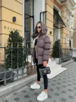 Пуховик жіночий коричневий оверсайз 75см