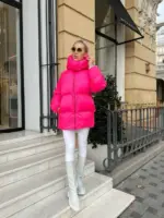 Пуховик жіночий яскраво-рожевий оверсайз 75см довжина