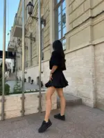 Міні спідниця з шортами та клинами чорна