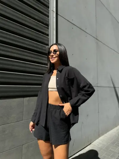 Костюм жіночий рубашка з шортами чорний