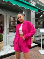 Костюм жіночий рубашка з шортами малиновий