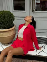 Костюм жіночий рубашка з шортами червоний