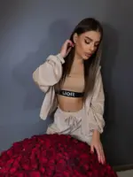 Велюровий костюм жіночий бежевий