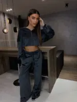 Велюровий костюм жіночий графіт