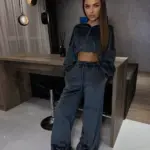 Велюровий костюм жіночий графіт