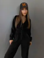 Велюровий комбінезон жіночий чорний