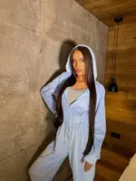 Велюровий комбінезон жіночий блакитний