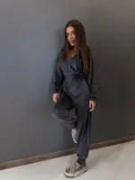 Велюровий комбінезон жіночий графітовий