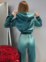 Велюровий комбінезон жіночий зелений