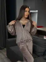Велюровий костюм жіночий мокко