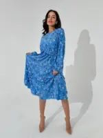 Сукня міді з довгим рукавом блакитна в квітку