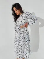 Сукня міді з довгим рукавом біла в квітку