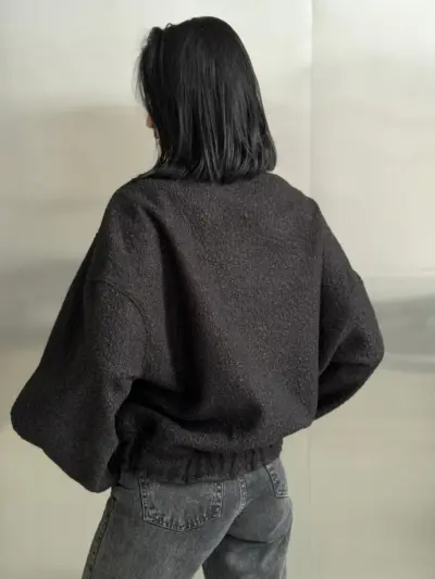 Куртка бомбер жіноча чорна