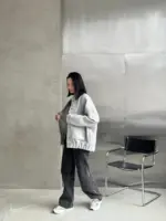 Куртка бомбер жіноча сіра