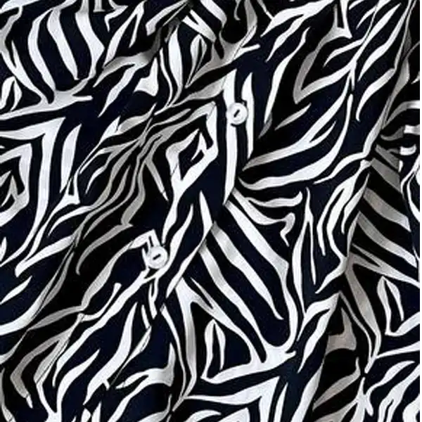 зебра чорна колір