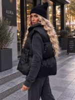 Жилетка жіноча чорна коротка