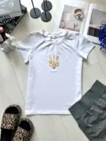 Футболка класична з принтом тризуб