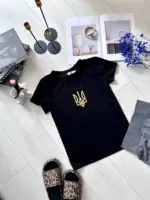 Футболка класична з принтом тризуб