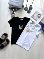 Футболка класична з принтом тризуб