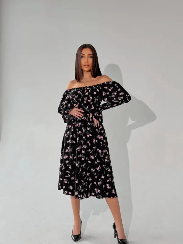 m525-2-pink-flowers-on-black (2) Cукня міді з принтом рожева квітка на чорному