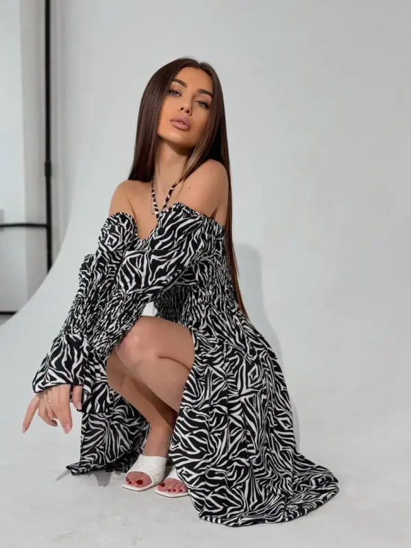 m525-2-zebra-black (2) Cукня міді зебра чорного кольору