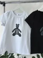 Футболка класична жіноча з принтом don't hug me