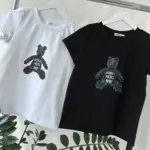 Футболка класична жіноча з принтом don't hug me