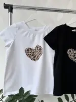 Футболка класична жіноча з принтом леопардове сердце