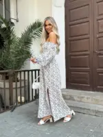 Довга муслінова сукня білого кольору в леопардовий принт