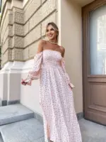 Довга муслінова сукня рожевого кольору в дрібну рожеву квітку