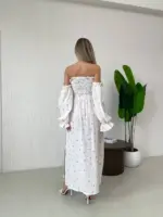 Довга муслінова сукня білого кольору в рожеві сердця