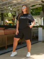 Жіночий спортивний костюм з шортами чорного кольору