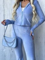 Костюм велюровий жіночий блакитного кольору М530