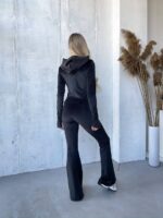 Костюм велюровий жіночий чорного кольору М530