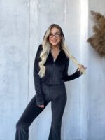 Костюм велюровий жіночий чорного кольору М530