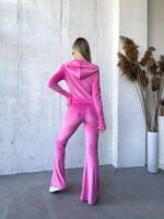 Костюм велюровий жіночий малинового кольору М530