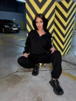 Костюм жіночий кофта з штанами турецька тринитка на флісі чорного кольору